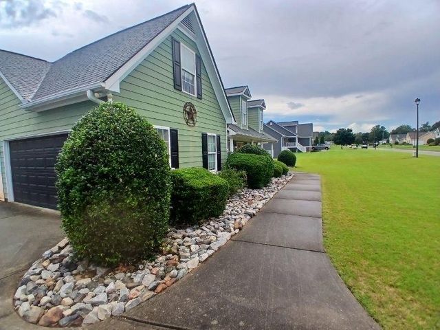 109 Presidential Lane, Statham, GA 30666