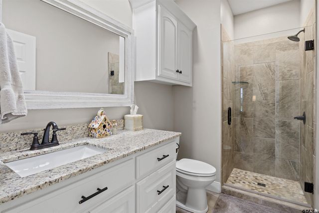 1000 Stone Bridge Street, Mt Pleasant, TX 75455