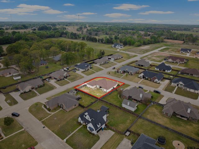 1000 Stone Bridge Street, Mt Pleasant, TX 75455