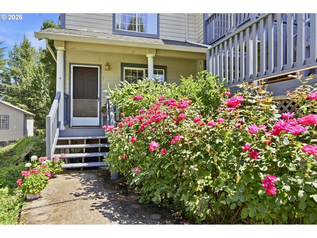 2712 Se LAKEWOOD Dr, Milwaukie, OR 97222