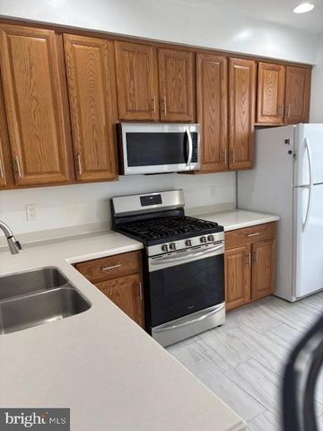 12947 TAXI DR, Woodbridge, VA 22193