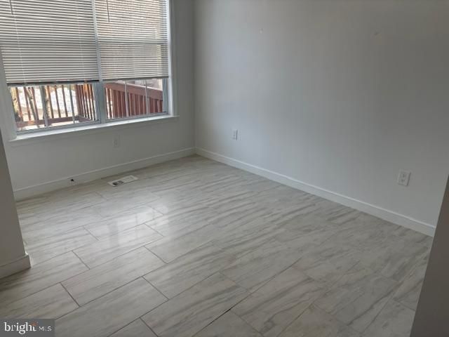 12947 TAXI DR, Woodbridge, VA 22193