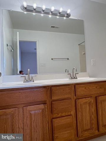 12947 TAXI DR, Woodbridge, VA 22193