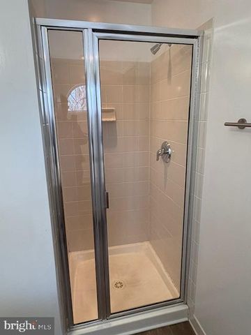 12947 TAXI DR, Woodbridge, VA 22193