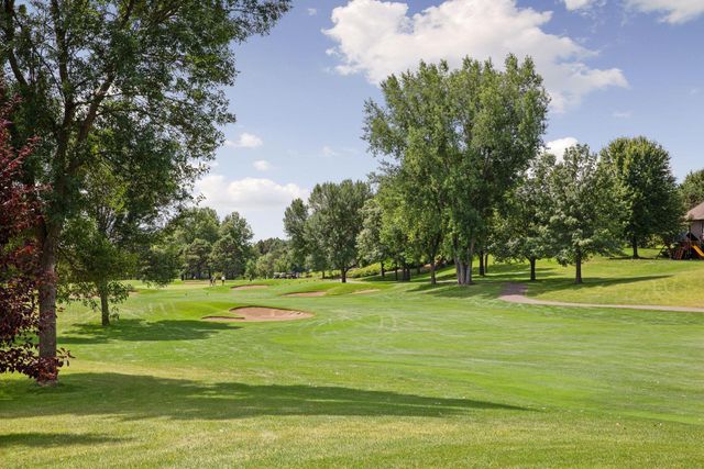 3595 Rae Lane, Woodbury, MN 55125