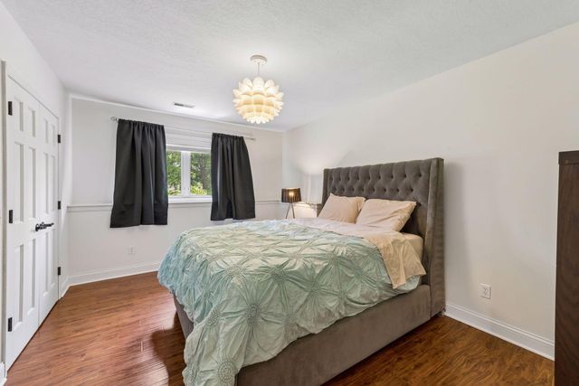 3595 Rae Lane, Woodbury, MN 55125