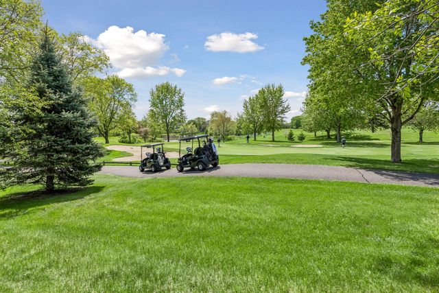 3595 Rae Lane, Woodbury, MN 55125