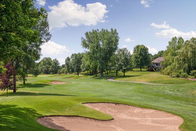 3595 Rae Lane, Woodbury, MN 55125