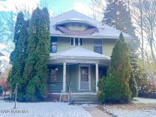 427 W Delaware Avenue, Toledo, OH 43610