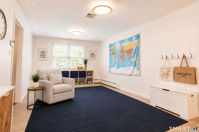 82 Three Lakes Drive, Stamford, CT 06902