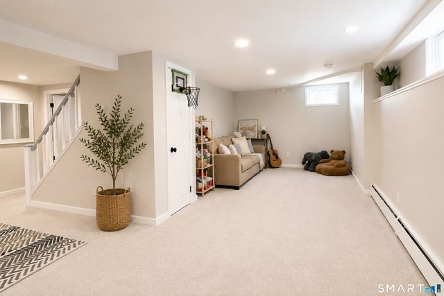 82 Three Lakes Drive, Stamford, CT 06902