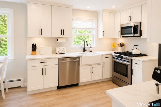 82 Three Lakes Drive, Stamford, CT 06902
