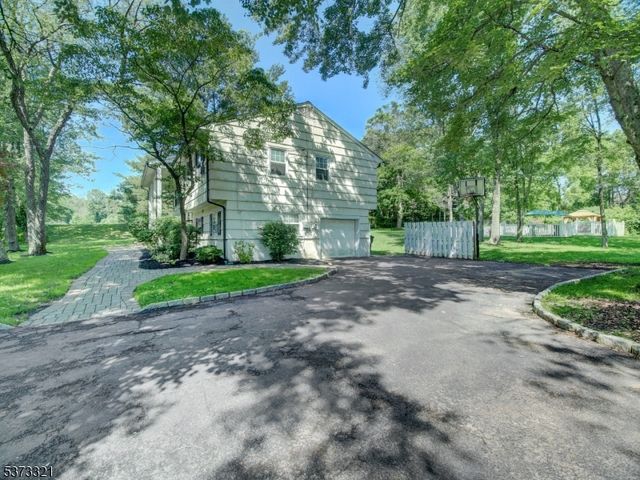 459 Lyons Rd, Bernards Twp., NJ 07920