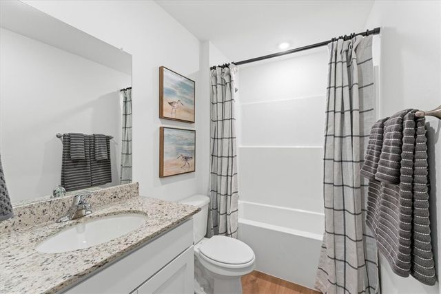 561 Riggs Street, Prairie Grove, AR 72753