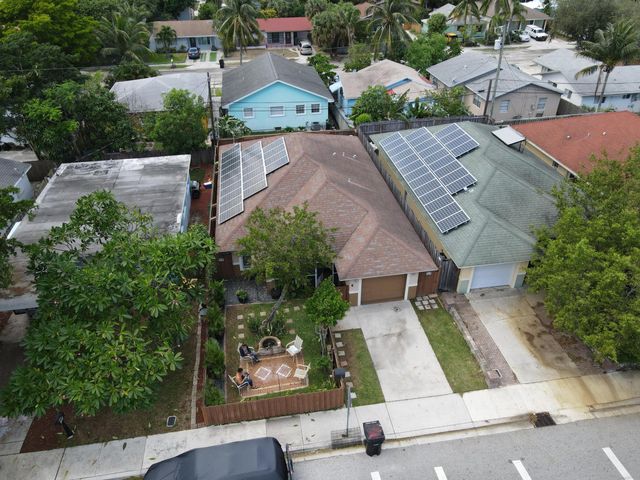 703 S A Street S, Lake Worth Beach, FL 33460