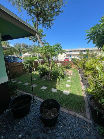 703 S A Street S, Lake Worth Beach, FL 33460