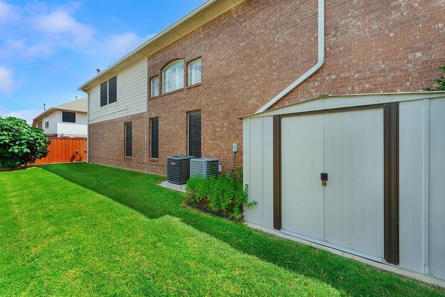 8108 locust Street, Irving, TX 75063