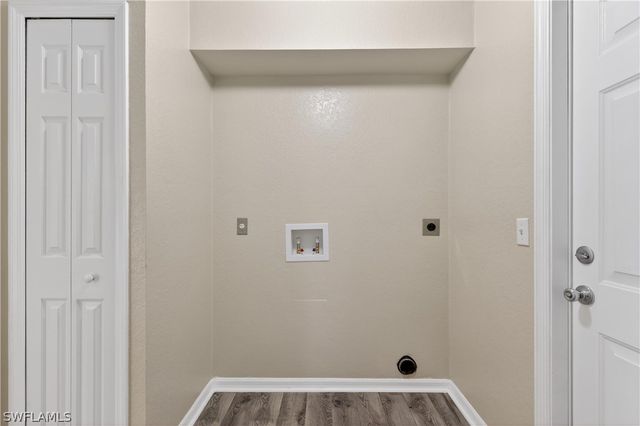 4307 12th ST SW, Lehigh Acres, FL 33976