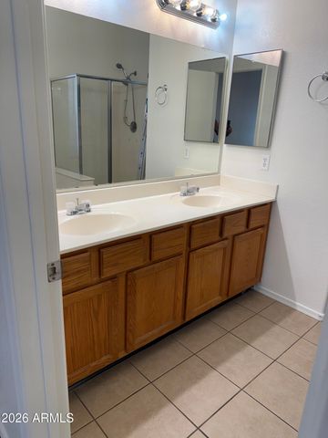 7118 E MESETO Avenue, Mesa, AZ 85209