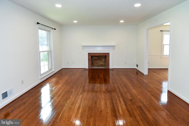 7513 SEBAGO RD, Bethesda, MD 20817