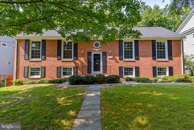 7513 SEBAGO RD, Bethesda, MD 20817