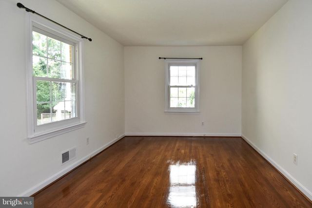 7513 SEBAGO RD, Bethesda, MD 20817