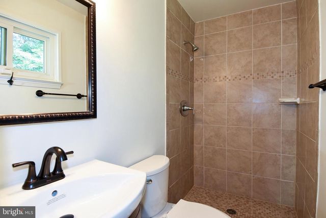 7513 SEBAGO RD, Bethesda, MD 20817