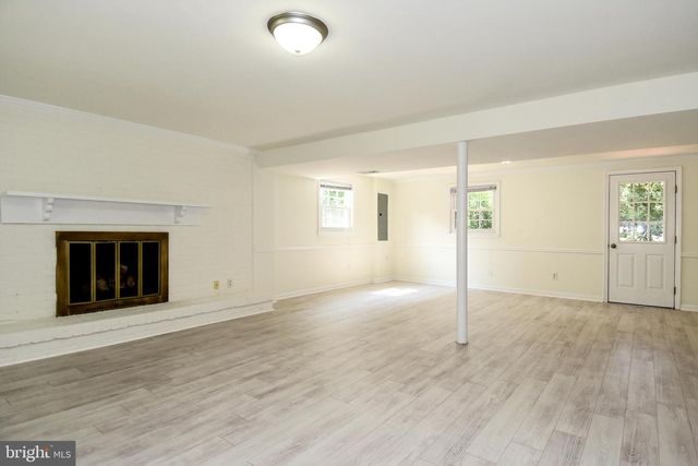 7513 SEBAGO RD, Bethesda, MD 20817