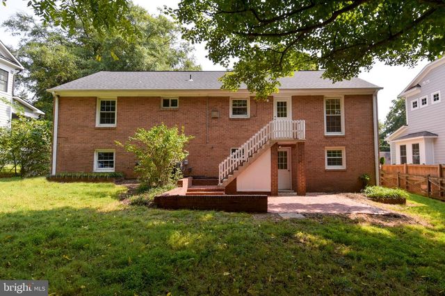 7513 SEBAGO RD, Bethesda, MD 20817
