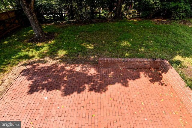 7513 SEBAGO RD, Bethesda, MD 20817