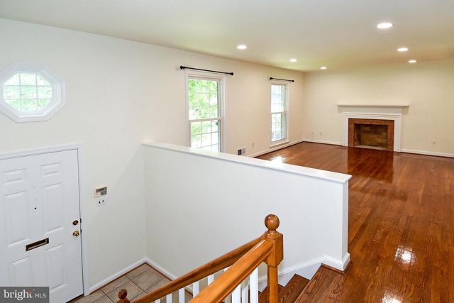 7513 SEBAGO RD, Bethesda, MD 20817