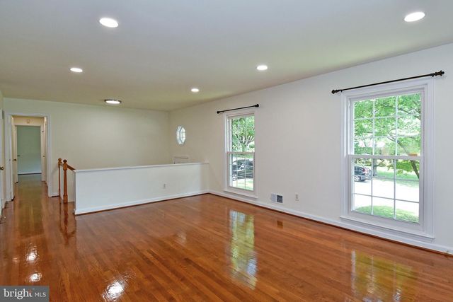 7513 SEBAGO RD, Bethesda, MD 20817