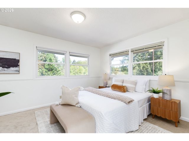 9645 Sw EAGLE Ct, Beaverton, OR 97008