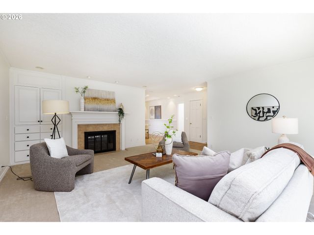 9645 Sw EAGLE Ct, Beaverton, OR 97008