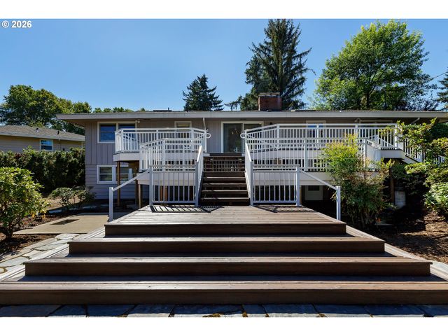 9645 Sw EAGLE Ct, Beaverton, OR 97008
