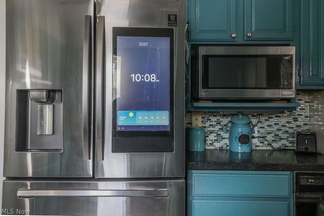 6787 Anthony Lane, Parma Heights, OH 44130