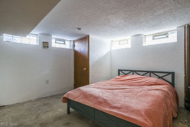 6787 Anthony Lane, Parma Heights, OH 44130