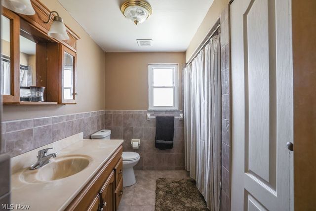 6787 Anthony Lane, Parma Heights, OH 44130