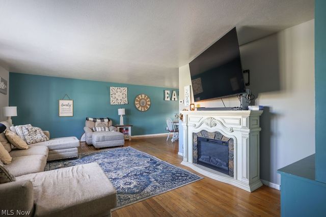 6787 Anthony Lane, Parma Heights, OH 44130