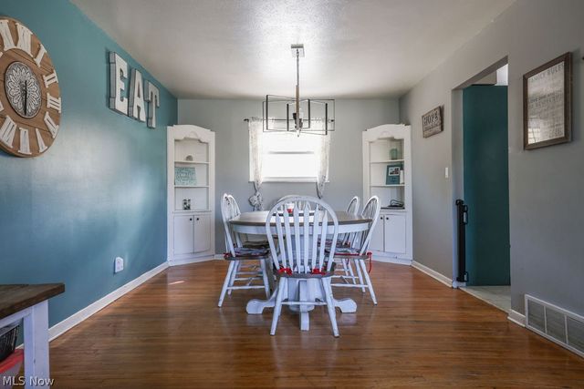 6787 Anthony Lane, Parma Heights, OH 44130