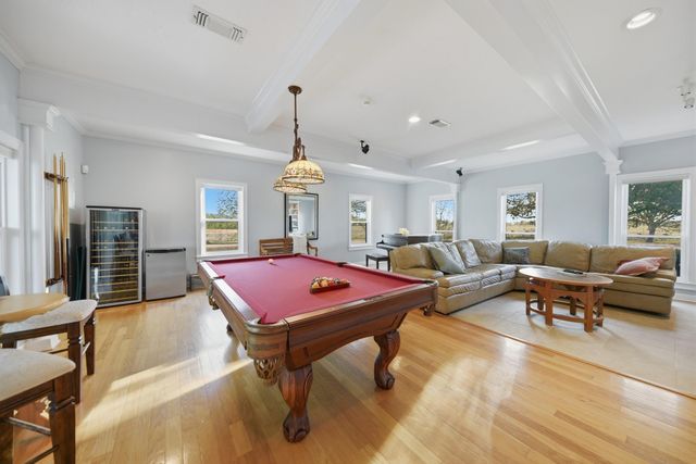 5255 Ganske Road, Burton, TX 77835