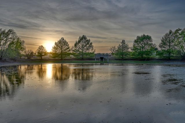 5255 Ganske Road, Burton, TX 77835