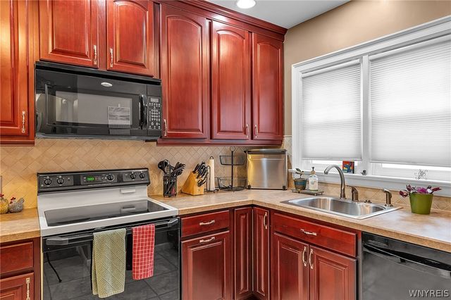 1230 Wyoming Avenue, Niagara Falls, NY 14305