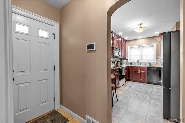 1230 Wyoming Avenue, Niagara Falls, NY 14305