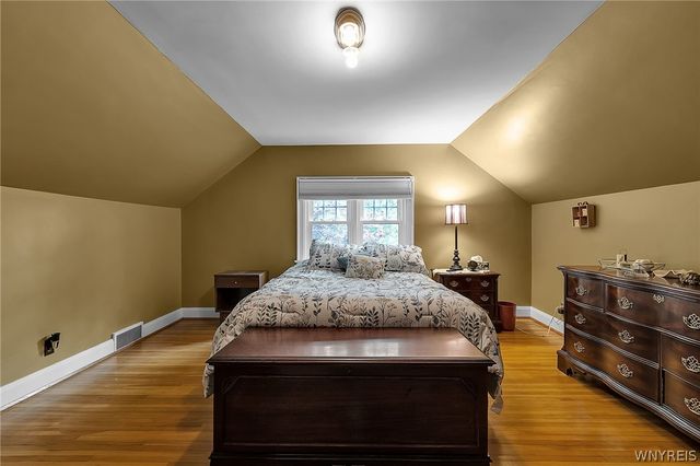 1230 Wyoming Avenue, Niagara Falls, NY 14305
