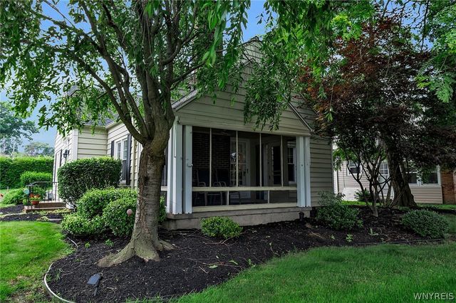 1230 Wyoming Avenue, Niagara Falls, NY 14305