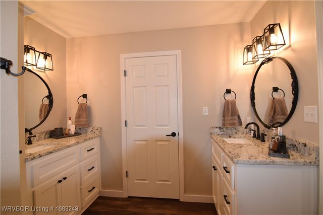 1714 River Ridge Road, Van Buren, AR 72956