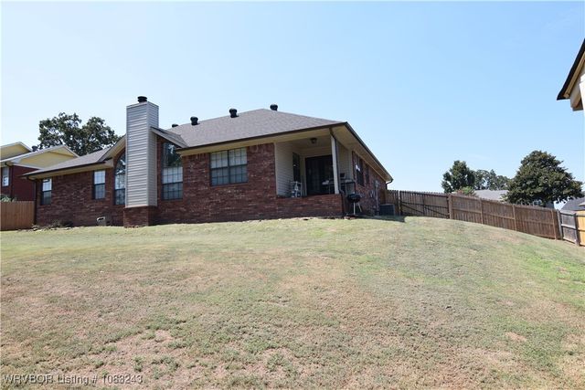 1714 River Ridge Road, Van Buren, AR 72956