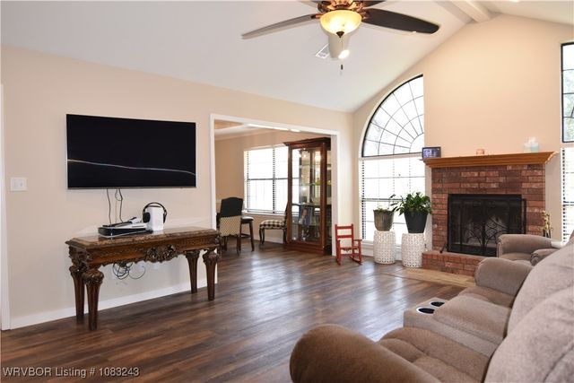 1714 River Ridge Road, Van Buren, AR 72956