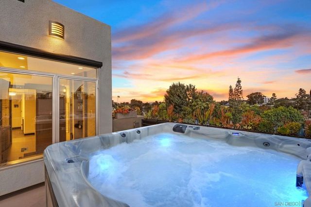 4065 Brant St, San Diego, CA 92103